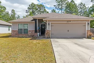124 Lillian Wy, Crestview, FL 32536 - Photo 1