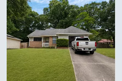 114 Fairoaks Drive, Crestview, FL 32539 - Photo 1