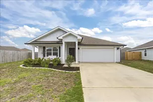 943 Sandbar Loop, Crestview, FL 32539 - Photo 1