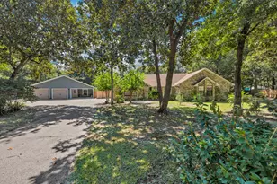 6765 Paso De Cortez, Navarre, FL 32566 - Photo 1
