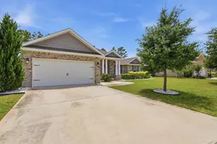 322 Sweet Tea Ln, Freeport, FL 32439 - Photo 1