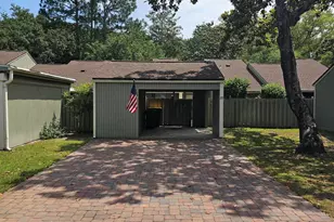 900 Bay Dr, Niceville, FL 32578 - Photo 1