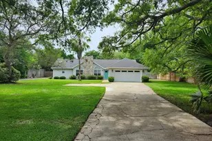 709 Main St, Destin, FL 32541 - Photo 1