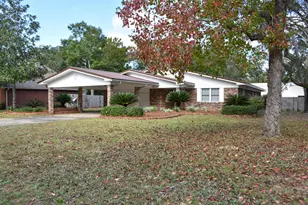 262 Mississippi Ave, Valparaiso, FL 32580 - Photo 1