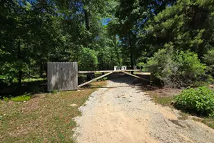25 Caswell Dr, Defuniak Springs, FL 32435 - Photo 1