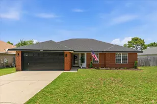 9562 Parker Pl Dr, Navarre, FL 32566 - Photo 1