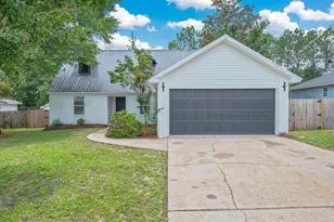 135 Nicole Ln, Crestview, FL 32539 - Photo 1
