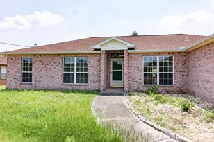 465 Jillian Dr, Crestview, FL 32536 - Photo 1