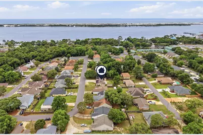 32 Cascabellas Street, Mary Esther, FL 32569 - Photo 1
