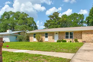 102 NE Nebraska Ave, Fort Walton Beach, FL 32548 - Photo 1