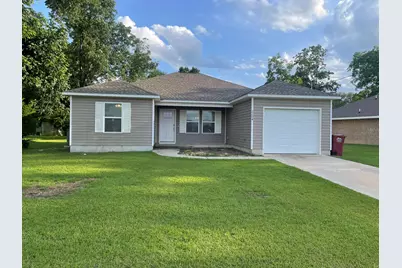 2204 3rd Avenue, Crestview, FL 32536 - Photo 1