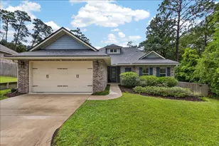 205 Hart St, Niceville, FL 32578 - Photo 1