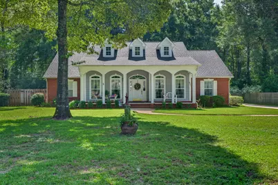 6021 Dorchester Place, Crestview, FL 32536 - Photo 1