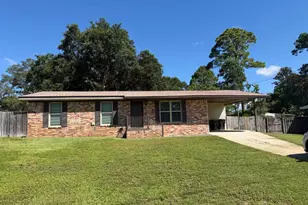 309 NW Cecelia Dr, Fort Walton Beach, FL 32548 - Photo 1
