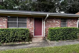 537 Hickory Ave, Niceville, FL 32578 - Photo 1