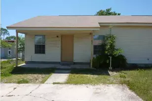 67 Josie Rd, Mary Esther, FL 32569 - Photo 1