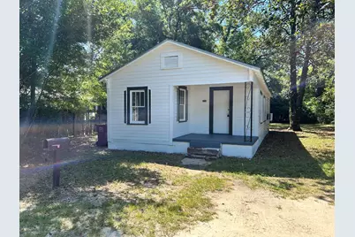 209 E Griffith Avenue, Crestview, FL 32539 - Photo 1