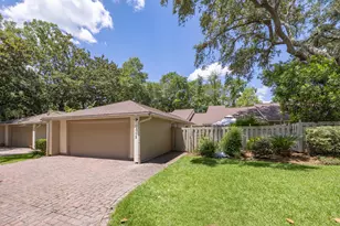 700 Bay Dr, Niceville, FL 32578 - Photo 1