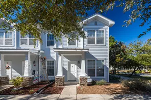 16 S Sand Palm Rd, Freeport, FL 32439 - Photo 1