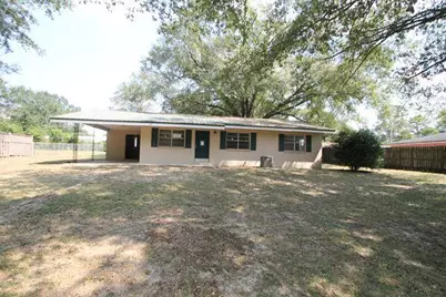 118 Peach Tree Street, Paxton, FL 32538 - Photo 1