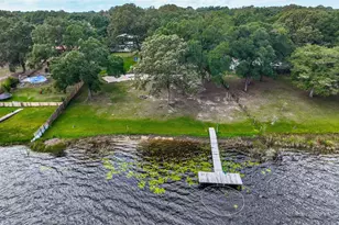 211 Holland Rd, Defuniak Springs, FL 32433 - Photo 1