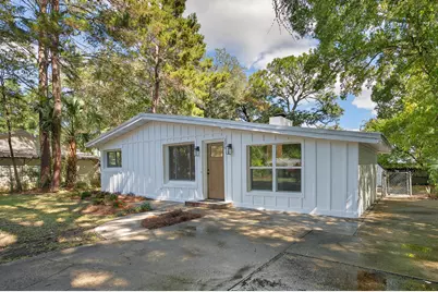 220 Edge Avenue, Valparaiso, FL 32580 - Photo 1
