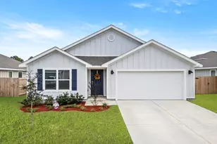 435 Scarborough St, Crestview, FL 32539 - Photo 1