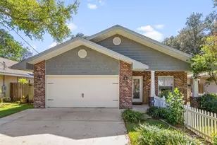 808 Pine Alley St, Fort Walton Beach, FL 32547 - Photo 1