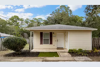 5668 Charter Circle, Gulf Breeze, FL 32563 - Photo 1