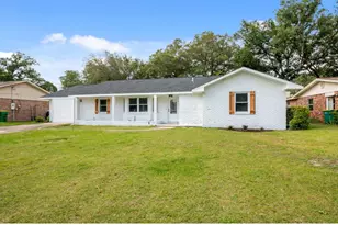 1411 28th St, Niceville, FL 32578 - Photo 1
