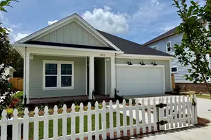 311 Gazelle Ct, Niceville, FL 32578 - Photo 1