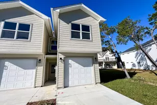 2885 Leah's Ln, Navarre, FL 32566 - Photo 1