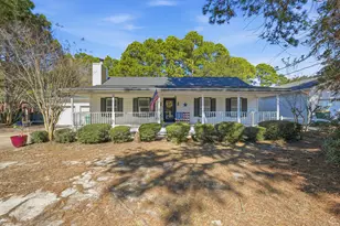 304 Wildwood St, Mary Esther, FL 32569 - Photo 1