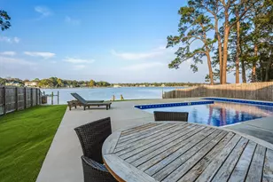 223 NW Girard Ave, Fort Walton Beach, FL 32548 - Photo 1