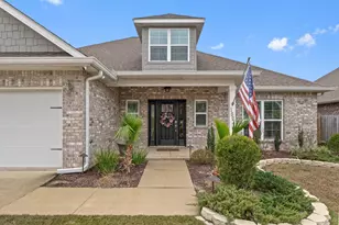 1524 Areca Palm Dr Dr, Gulf Breeze, FL 32563 - Photo 1