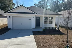 583 Brock Ave, Crestview, FL 32539 - Photo 1