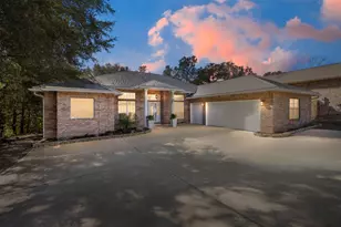 421 Marquette St, Valparaiso, FL 32580 - Photo 1