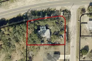 6829 E Bay Blvd, Navarre, FL 32566 - Photo 1