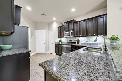 507 Fanny Ann Way, Freeport, FL 32439 - Photo 1