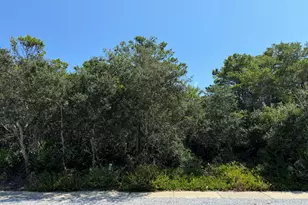 428 Lakefront Dr, Panama City Beach, FL 32413 - Photo 1