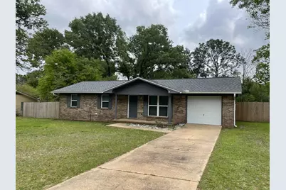 122 Hillwood Drive, Crestview, FL 32539 - Photo 1
