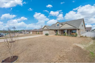 2104 Queen Street, Crestview, FL 32536 - Photo 1
