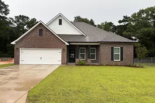 2954 Houston Pl Dr, Crestview, FL 32539 - Photo 1