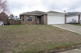 2025 Catline Cir, Navarre, FL 32566 - Photo 1