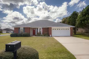 2233 Lewis St, Crestview, FL 32536 - Photo 1