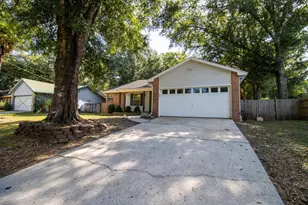 3014 Windsor Cir, Crestview, FL 32539 - Photo 1
