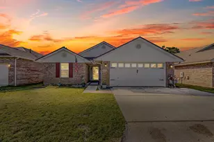 9693 Leeward Way, Navarre, FL 32566 - Photo 1