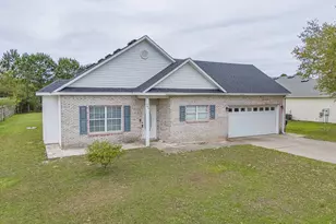 602 Tropical Way, Freeport, FL 32439 - Photo 1
