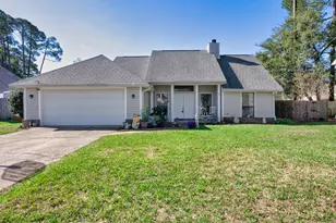 424 Northampton Cir, Fort Walton Beach, FL 32547 - Photo 1