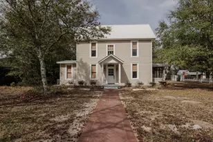 87 Bay Ave, Defuniak Springs, FL 32435 - Photo 1